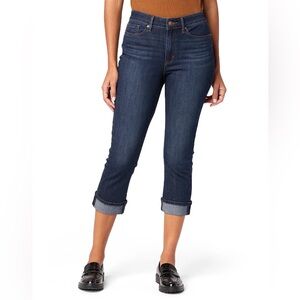 Signature by Levi Strauss Dark Wash Modern Capri Jeans Size 14 Great Condition